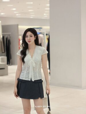 Alternative view of Cici Top